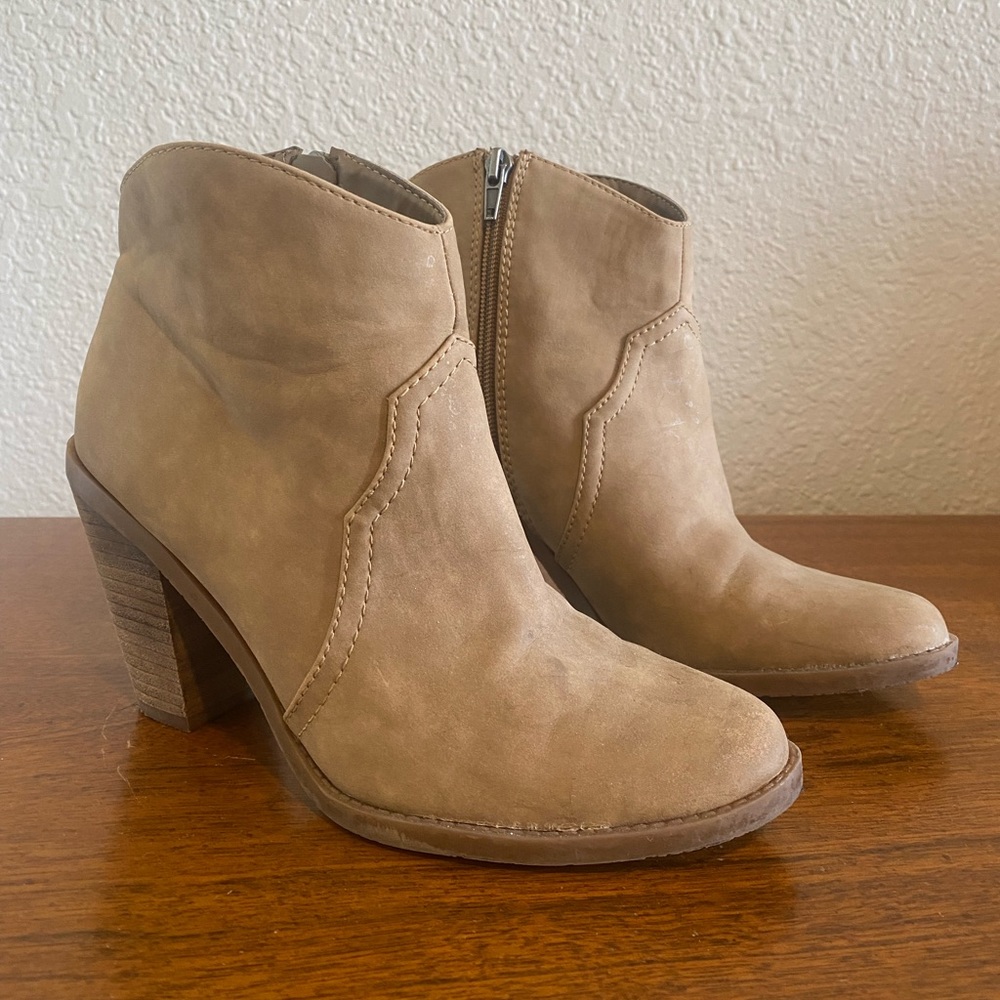Dolce Vita Ankle Booties